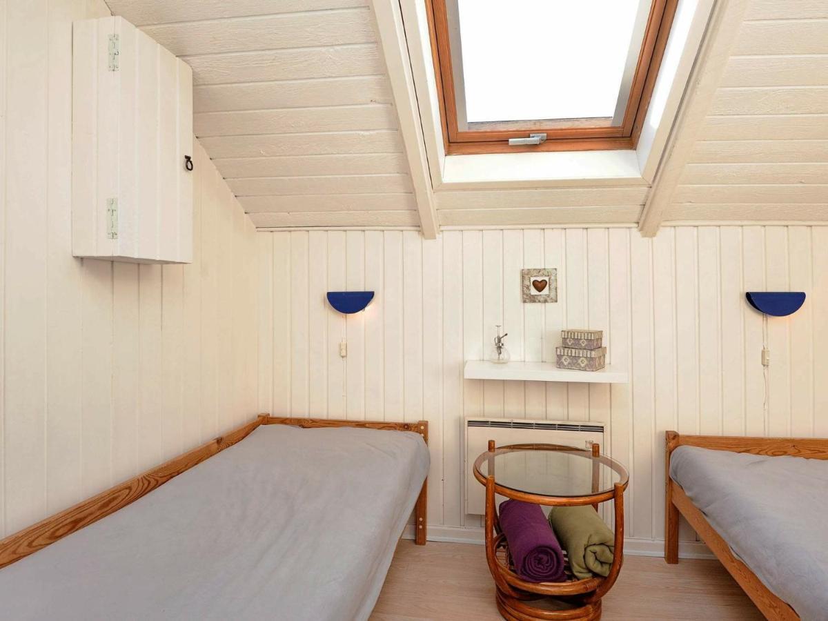 8 Person Holiday Home In 하일스 외부 사진